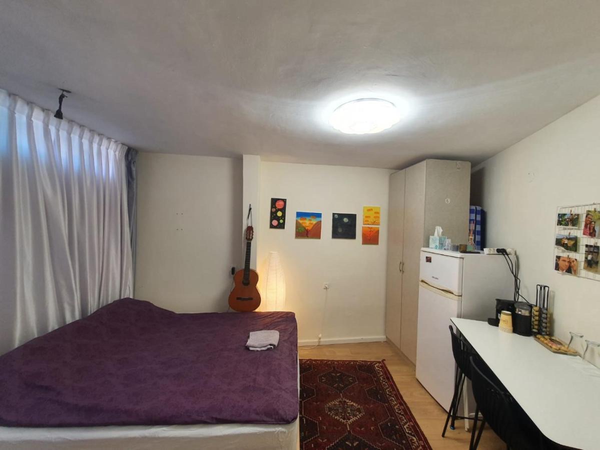 Appartement יחידת דיור מקסימה בפתח תקווה à Petach Tikva Extérieur photo